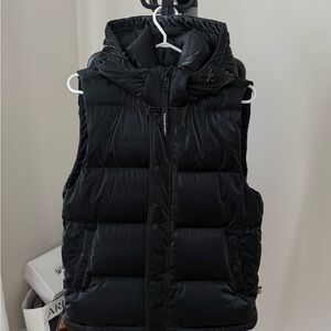 Aritzia Liquidshine Black Puffer Vest